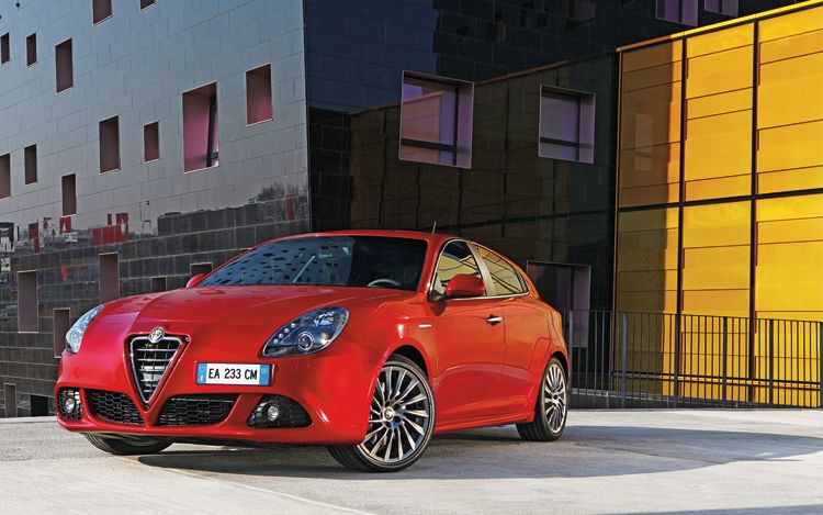 Italian Duo: Fiat Dealerships Likely to Sell Alfa Romeo