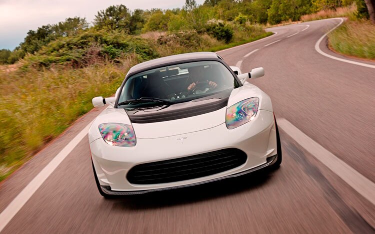 Tesla Roadster Goes On 1800-mile Road Trip in Australian EV Awareness Tour