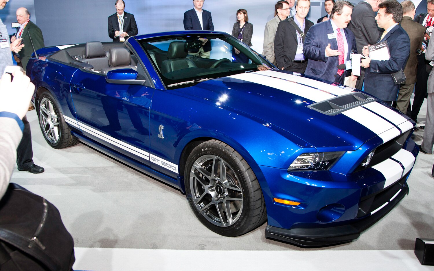 2013 Ford Shelby GT500 Convertible First Look - 2012 Chicago Auto Show ...