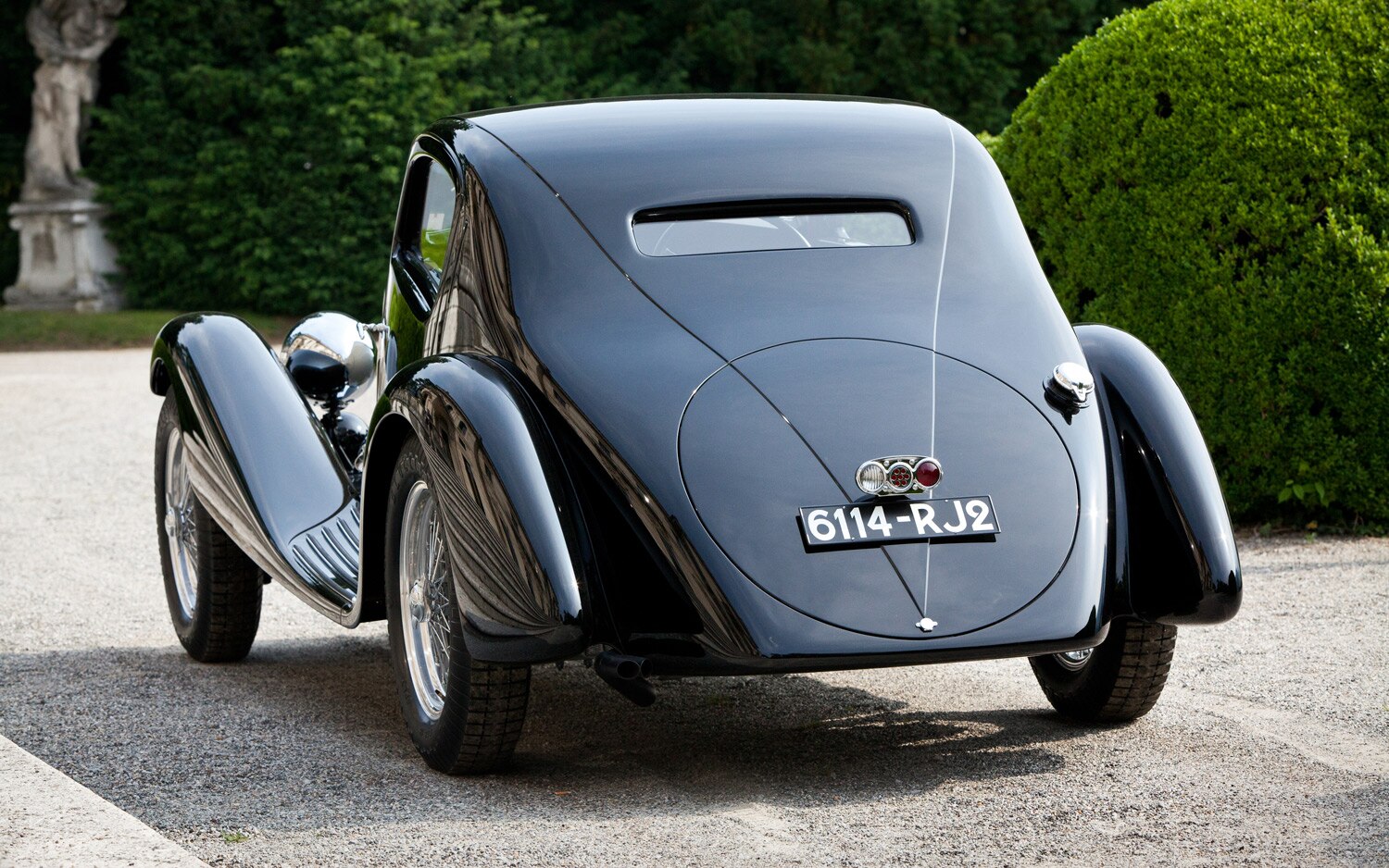 https://www.automobilemag.com/uploads/sites/11/2012/09/1933-Alfa-Romeo-6C-1750-Figoni-Coupe-rear.jpg