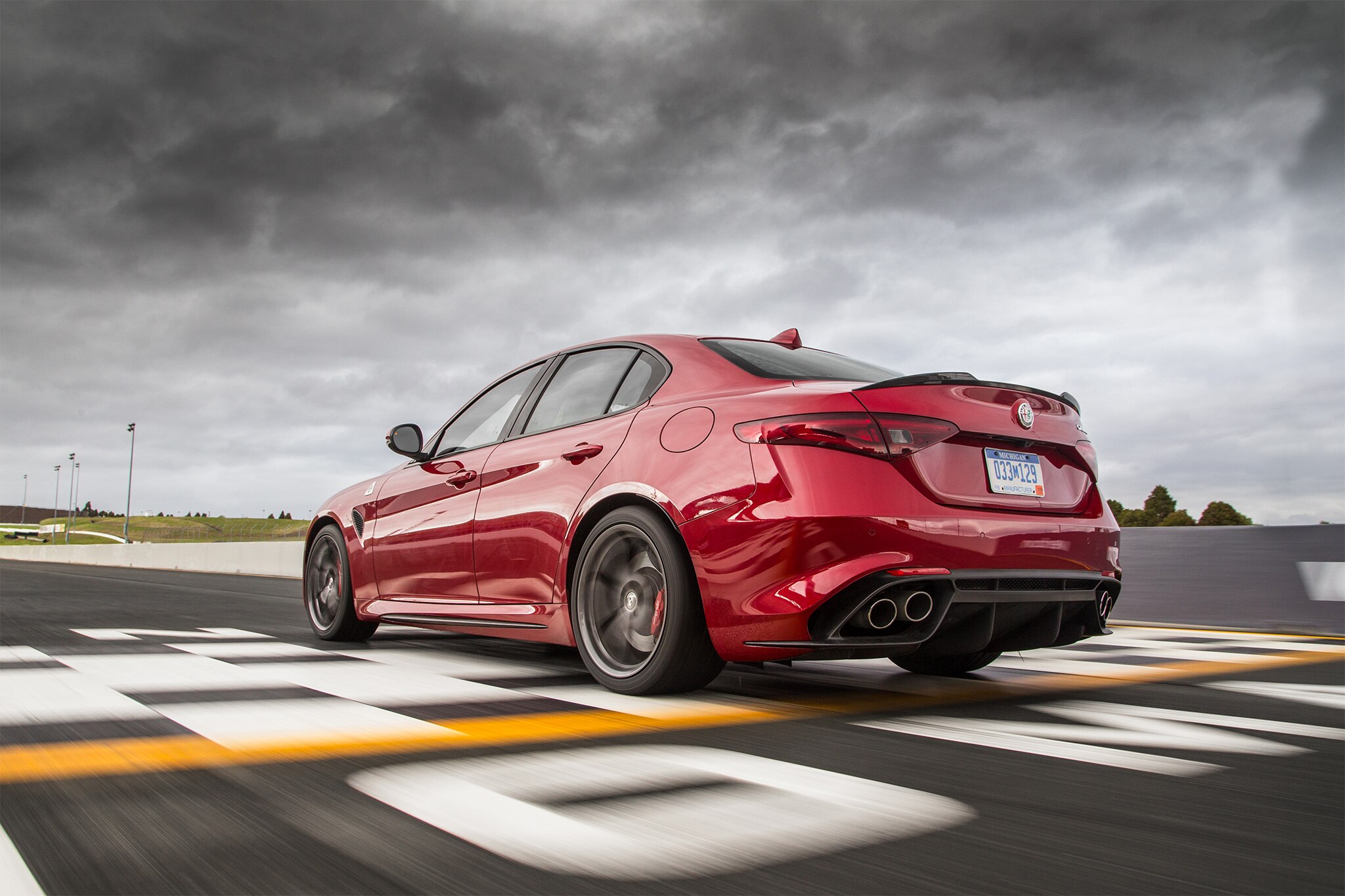 Alfa giulia quadrifoglio specs