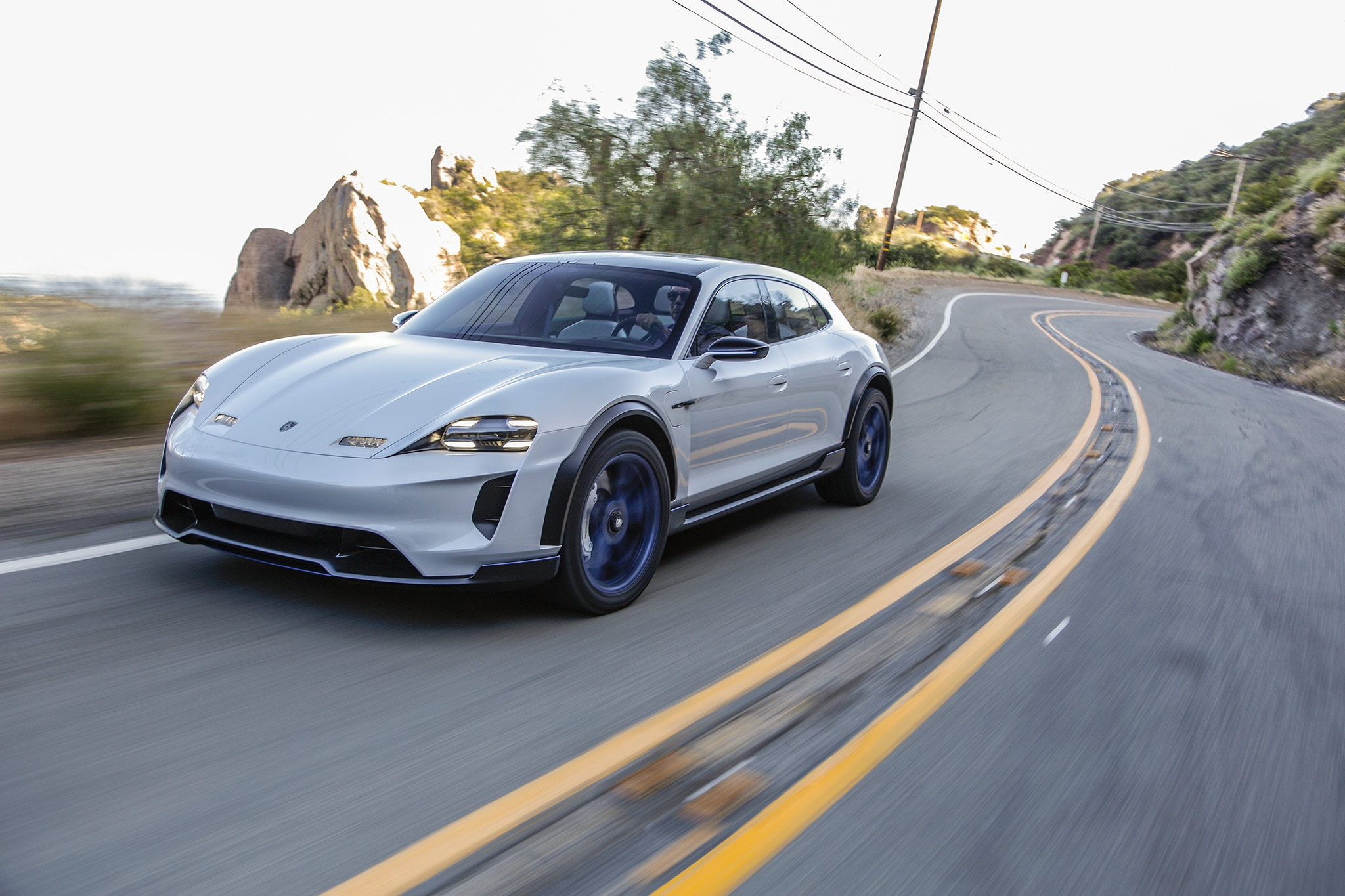 Prototype Drive Porsche Mission E Cross Turismo Automobile